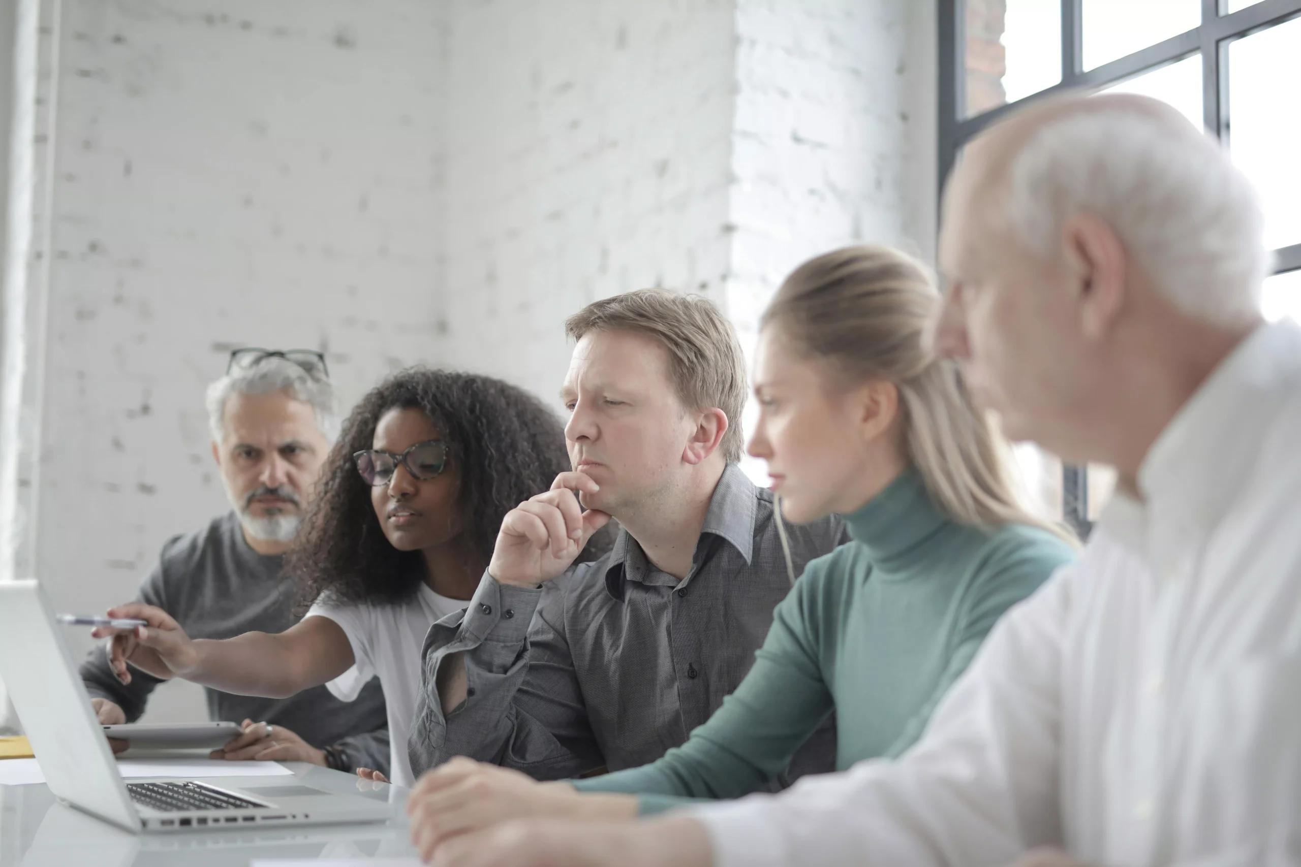 Devenir travailleur social en intérim : missions et flexibilité
